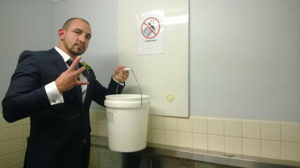 24 People Breaking The Rules