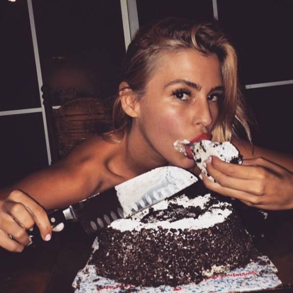Cute Girls Who Don't Give A F*ck About Diet
