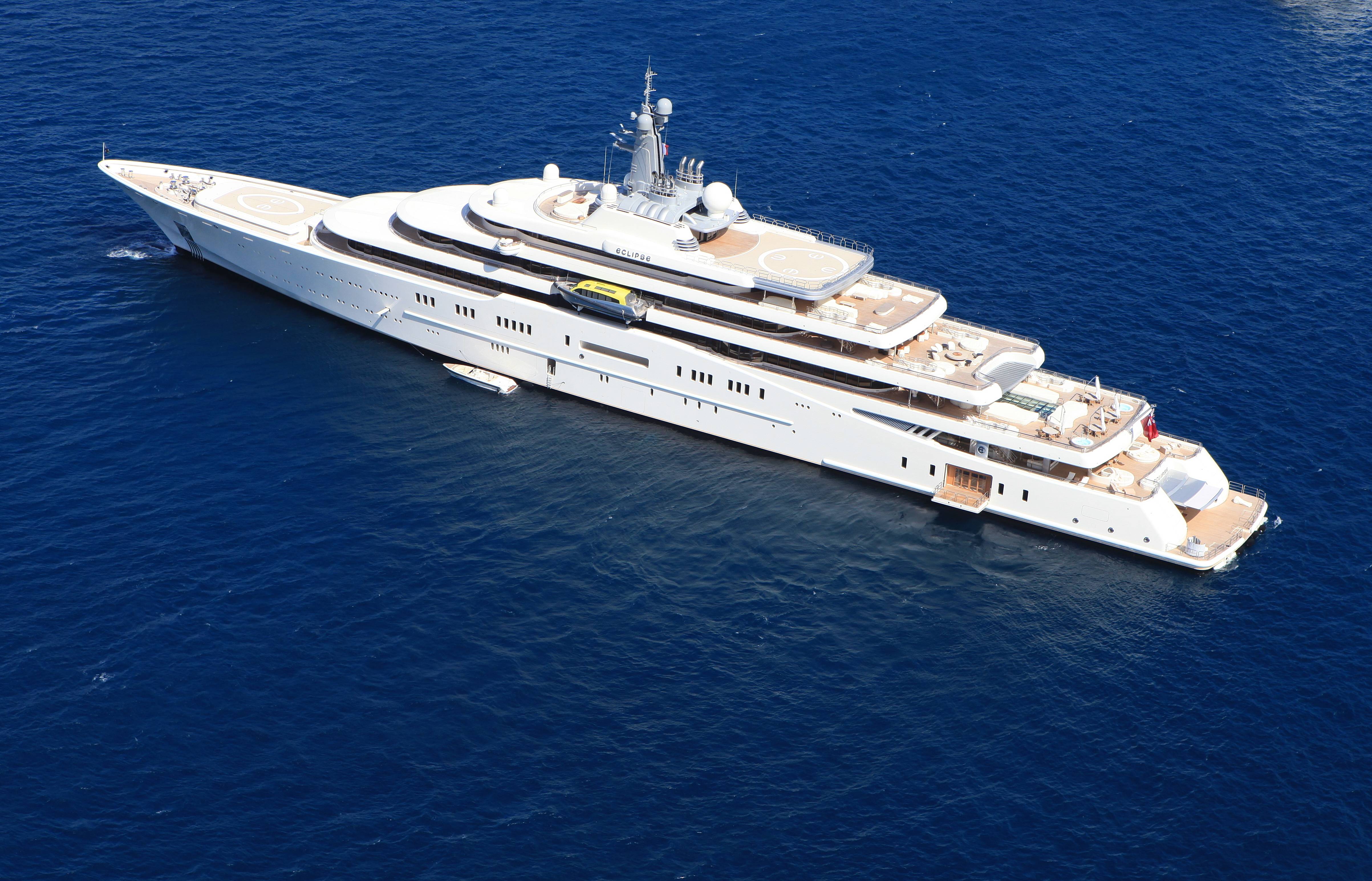 Most Expensive Private Boat/Yacht: Eclipse.
Price: $375,000,000.