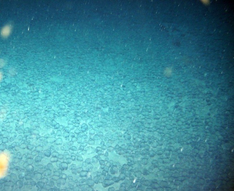 Manganese Balls:
Scientist don't have an answer why are these forming in the oceans.