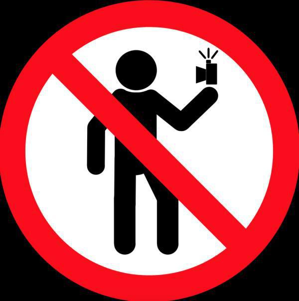 The following signs show popular ways of taking selfies in Russia.
