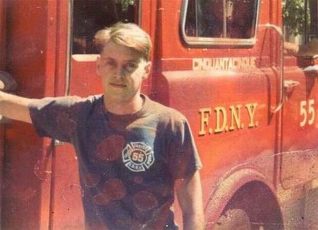 Steve Buscemi on the set of "Backdraft"(with Kurt Russell), New York 1991.