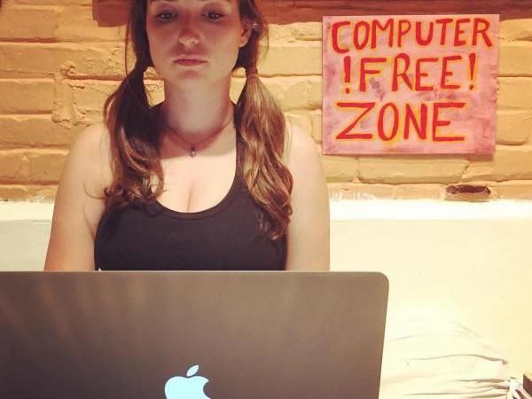 Milana Vayntrub - Computer !Free! Zone
