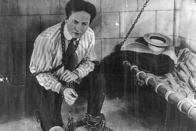 In 1906, world-famous magician Harry Houdini published a guide to crime and its prevention called The Right Way to Do Wrong. It began, “There is an under world—a world of cheat and crime—a world whose highest good is successful evasion of the laws of the land. You who live your life in placid respectability know but little of the real denizens of this world.”