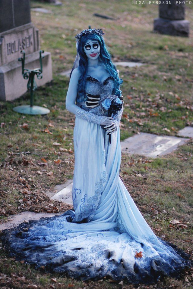 40 Mind-shattering Costumes Perfect For Halloween