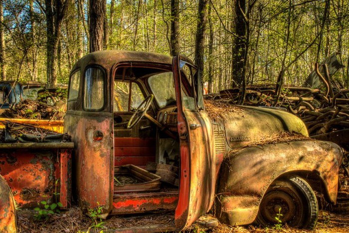 Presenting The Old Car City