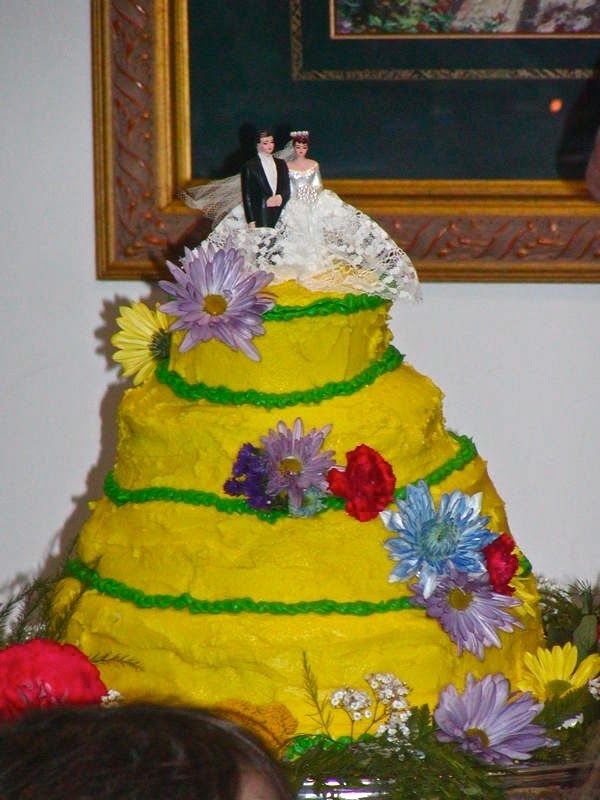 17 Tasty Wedding Cake Disasters