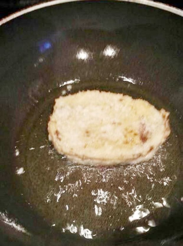 Step 5: fry your fake cutlet in oil on both sides until golden brown.