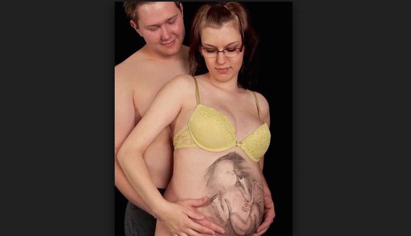 awkward family photos pregnant