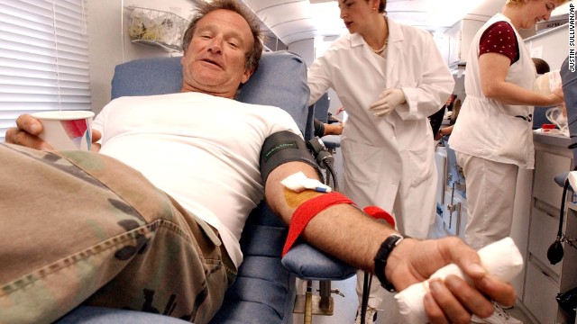 Robin Williams donating blood on 9/11