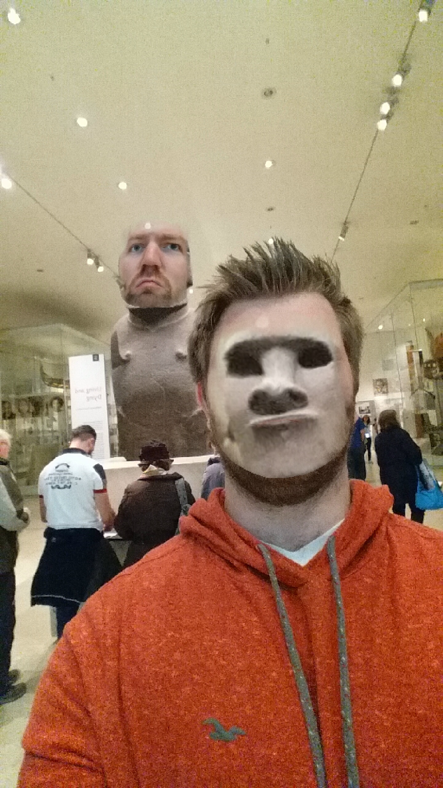 Proof That Museum Is A Hilariously Perfect Place For A Face Swap