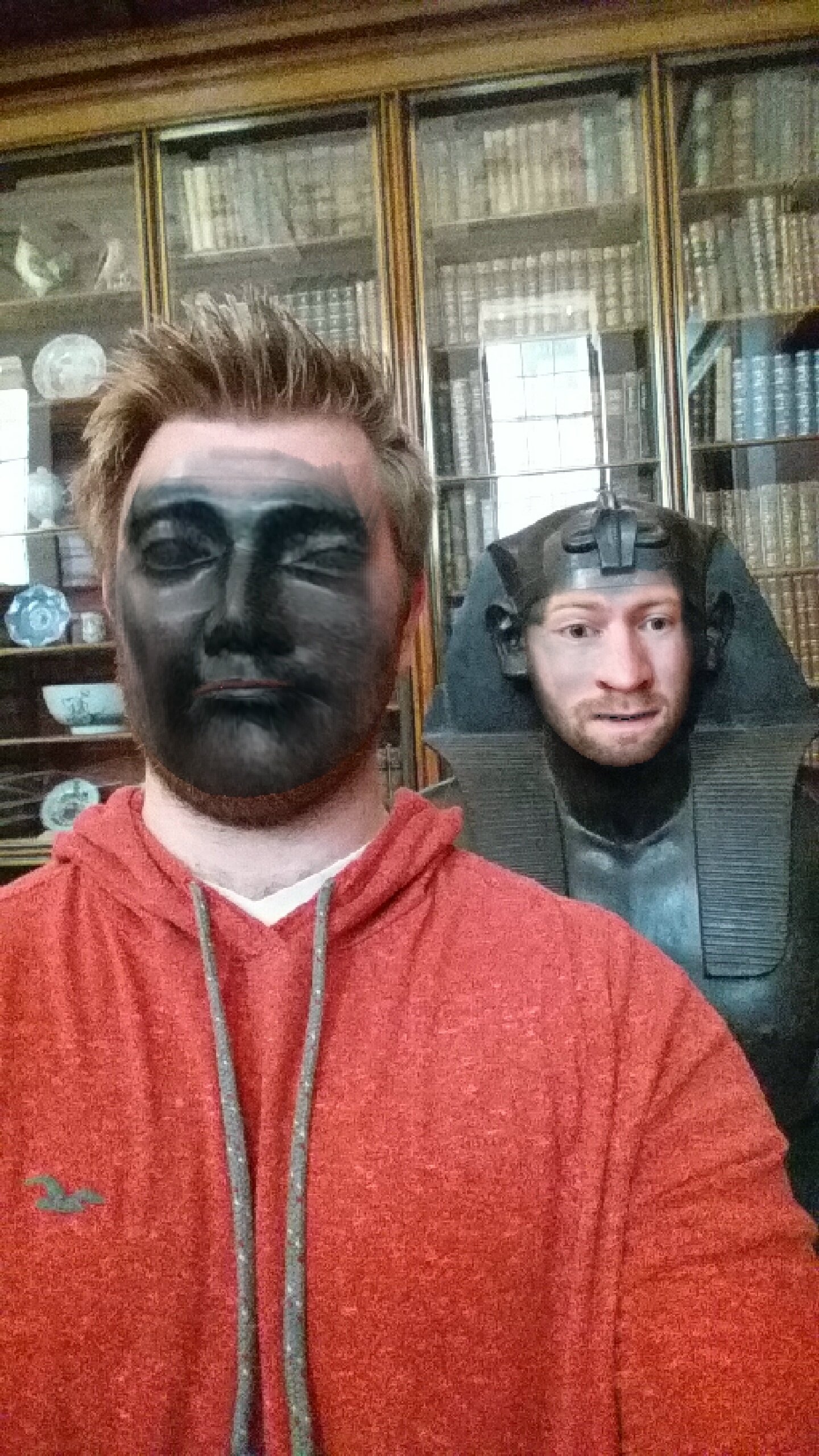 Proof That Museum Is A Hilariously Perfect Place For A Face Swap