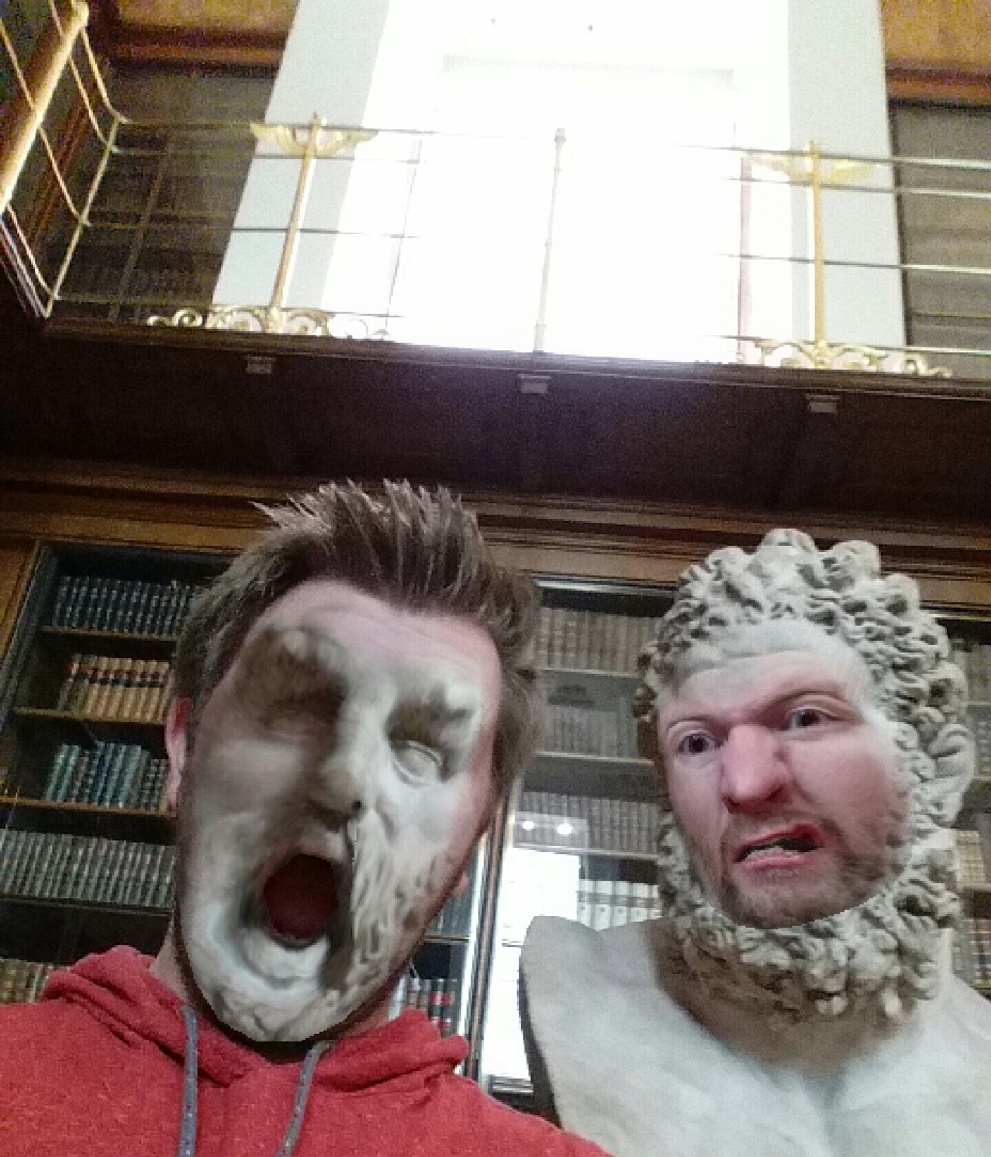 Proof That Museum Is A Hilariously Perfect Place For A Face Swap