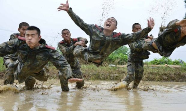 25 Pics Proving Army Is Not Always Serious Business