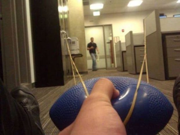 21 People Having Too Much Fun At Work