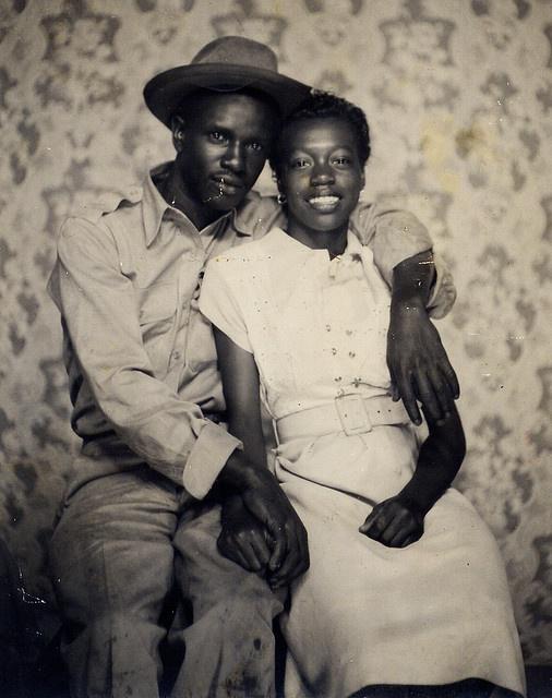 1940s sweethearts.