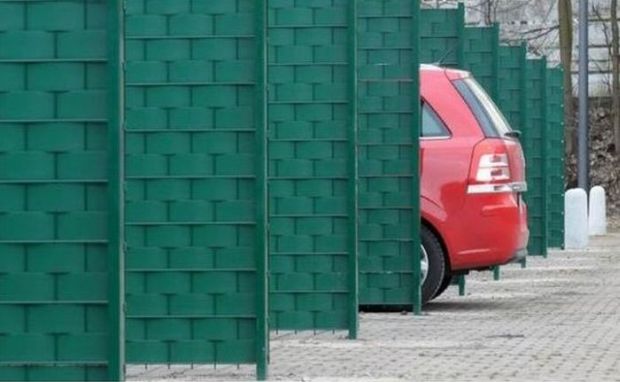 You see this place in which a truck looks like it's playing hide and seek?