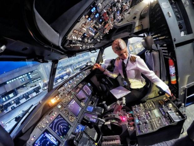 Maria Pettersson Swedish Pilot That Has Conquered Instagram