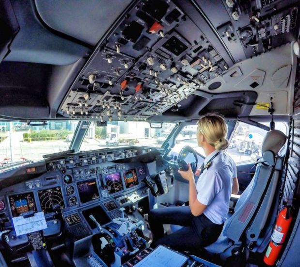 Maria Pettersson Swedish Pilot That Has Conquered Instagram