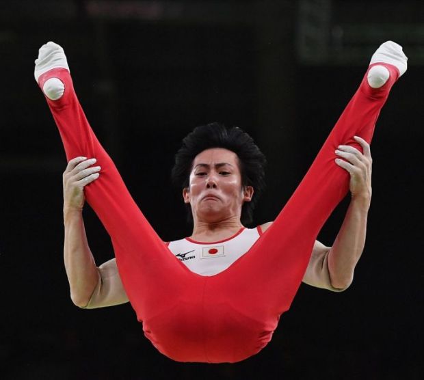 18 Great Pictures Showing The Many Faces Of The Olympic Struggles