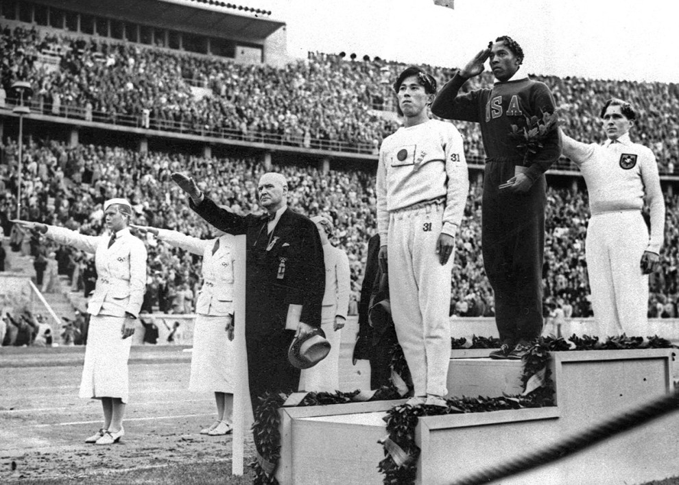 When in 1936, the Summer Olympics took place in Berlin was the perfect place for Nazi Germany to prove that their Aryan race was far superior than any other competitors in the world. That was until America’s Jesse Owens proved them wrong by winning four track and field gold medals (100m, 200m, 4×100m relay, and long jump) that year, a record that stood unbroken for 48 years.