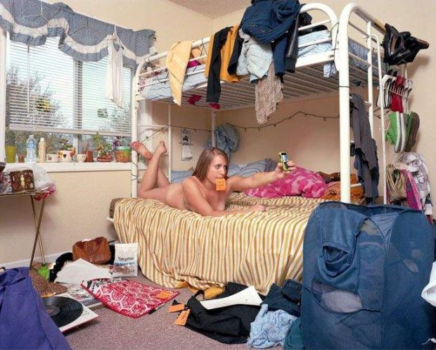 22 Compelling Reasons To Visit A Dorm