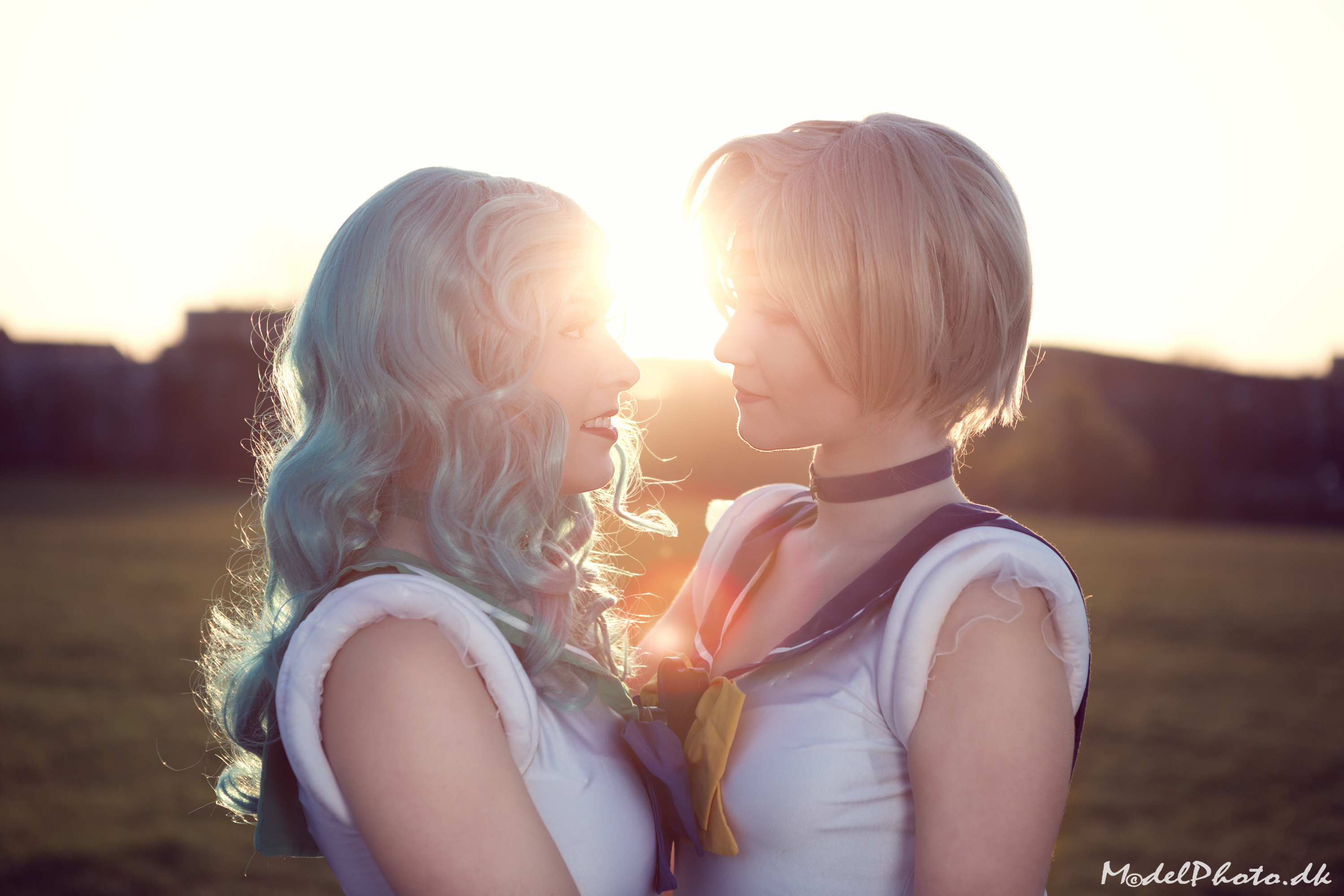 And it wasn't a coincidence they chose the Sailor Moon lesbian couple to cosplay.