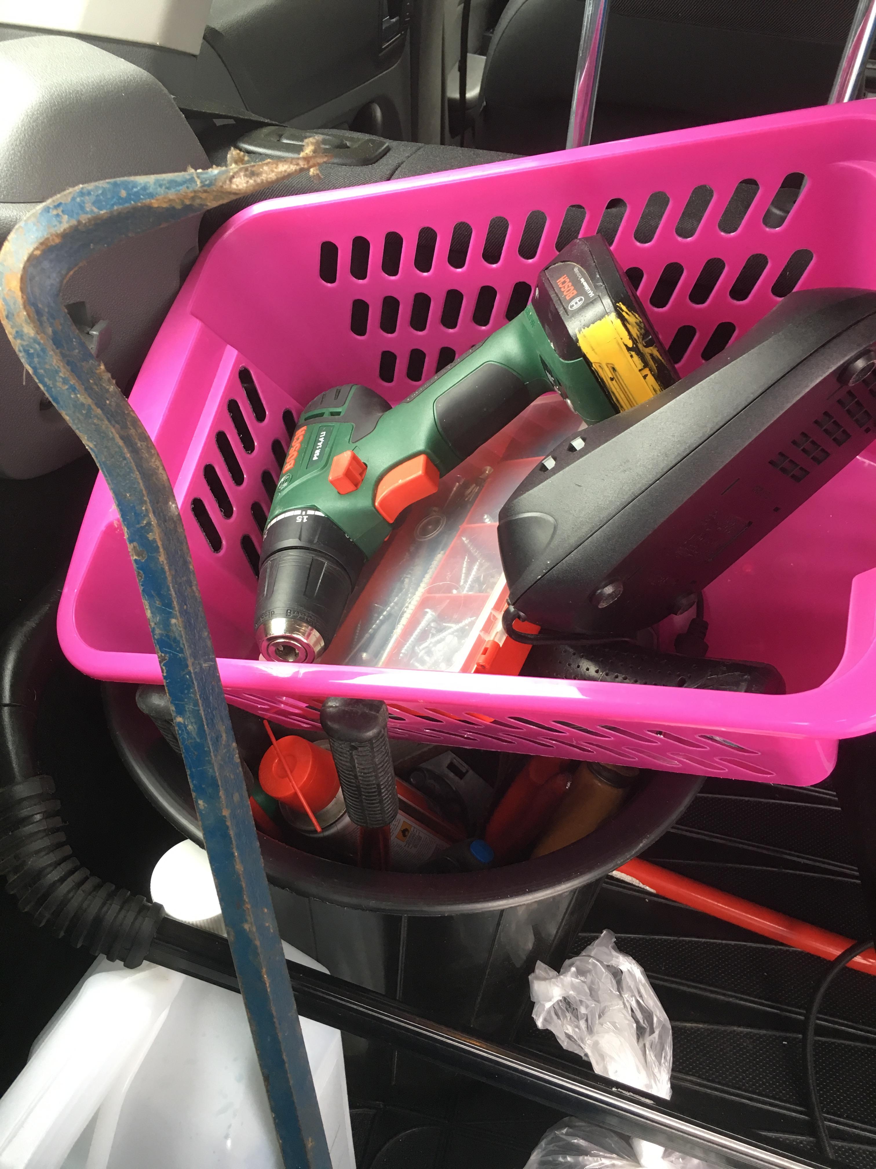 Back to the road trip; We also packed a collection of breaking-in-tools... (And of course tools to fix what damage we ended up doing)