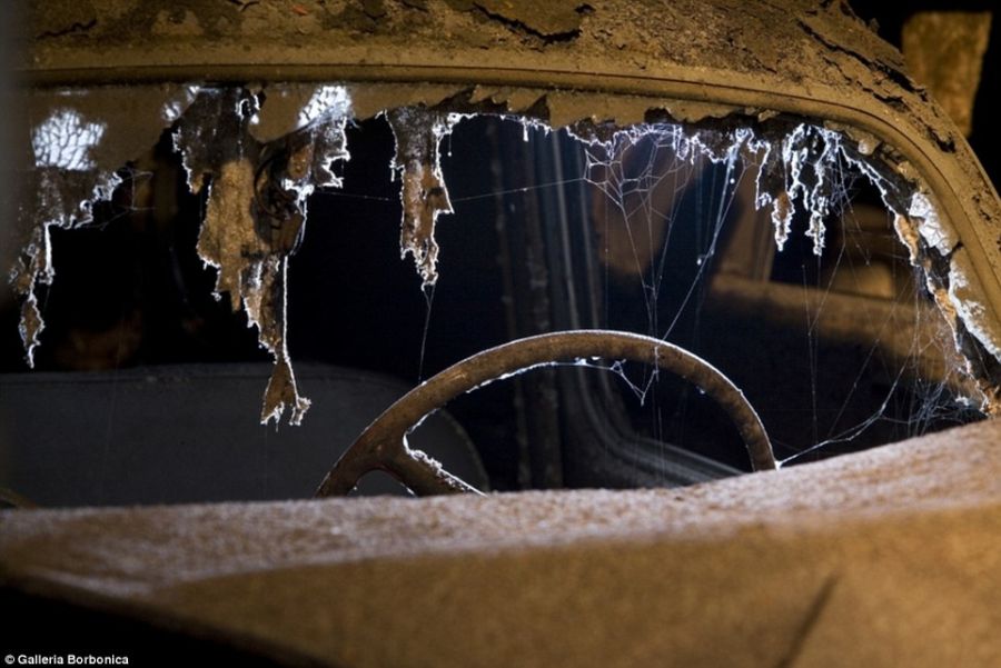 On a standard tour, you can walk inside the tunnel, see the bomb shelters and water tanks. The high-octane adventure tour includes a raft ride in a subway tunnel, which has become flooded with water.