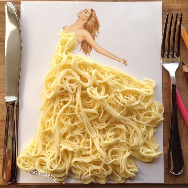 Artist Makes 3D Pictures Using Everyday Items