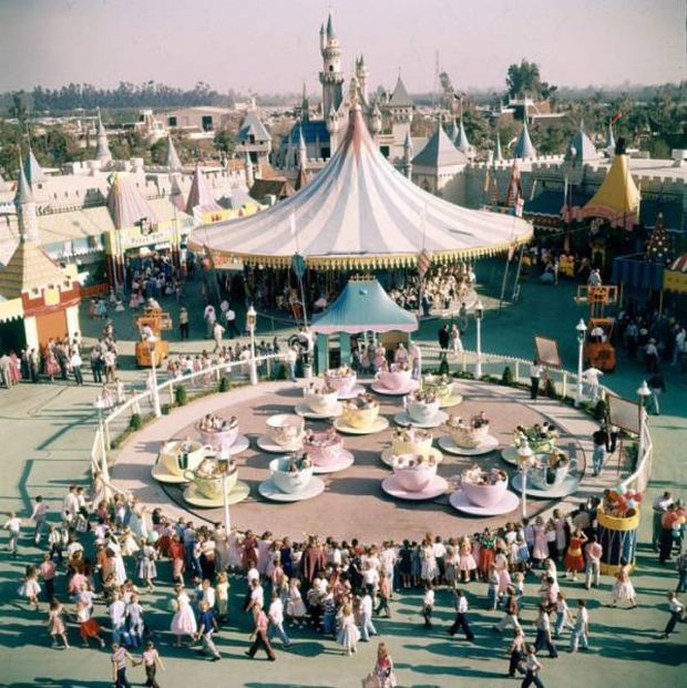 24 Mesmerizing Photos From The Historical Opening Of The First Disneyland