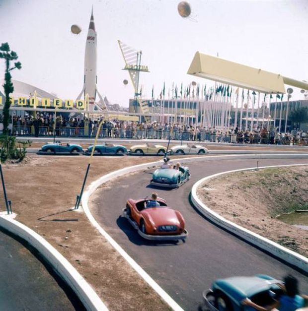 24 Mesmerizing Photos From The Historical Opening Of The First Disneyland