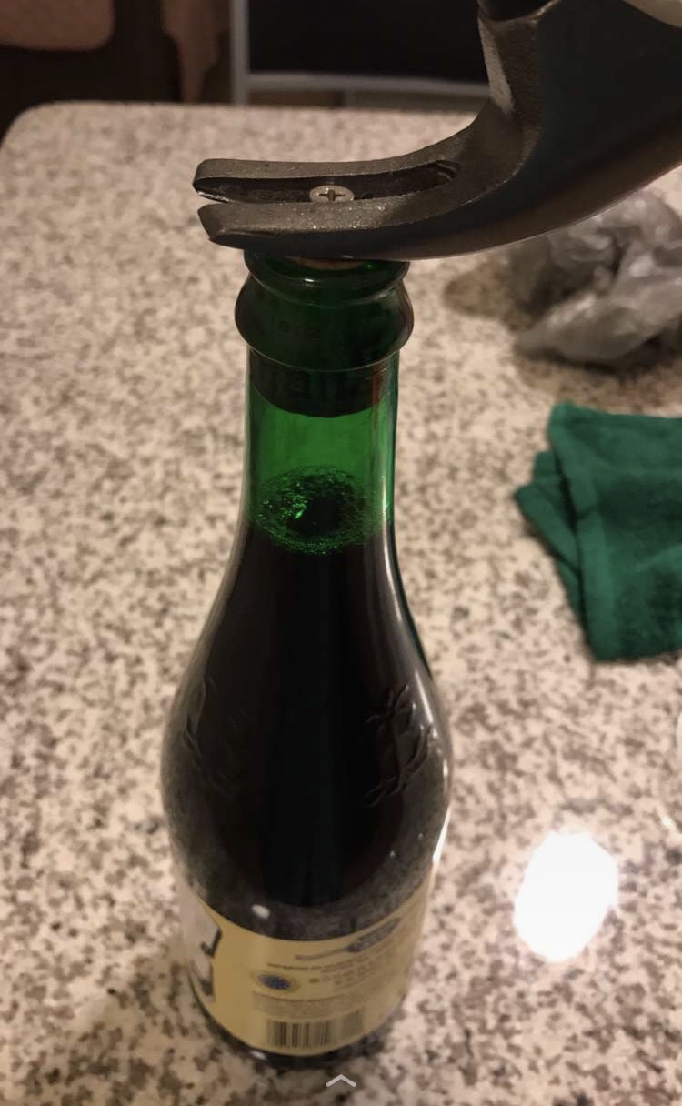 Woman Uses Brilliant Hack To Open Wine Bottle