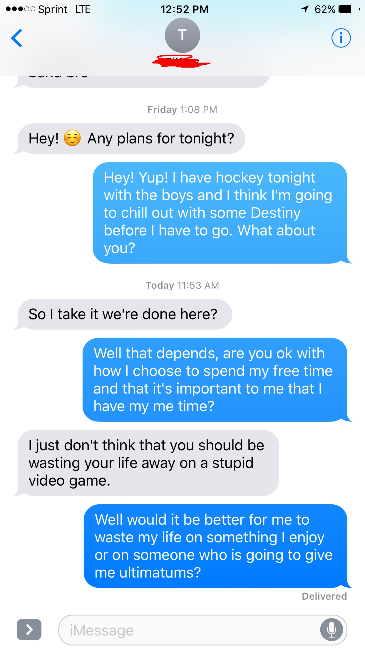 Controlling Girlfriend Gets Owned By Gamer Boyfriend