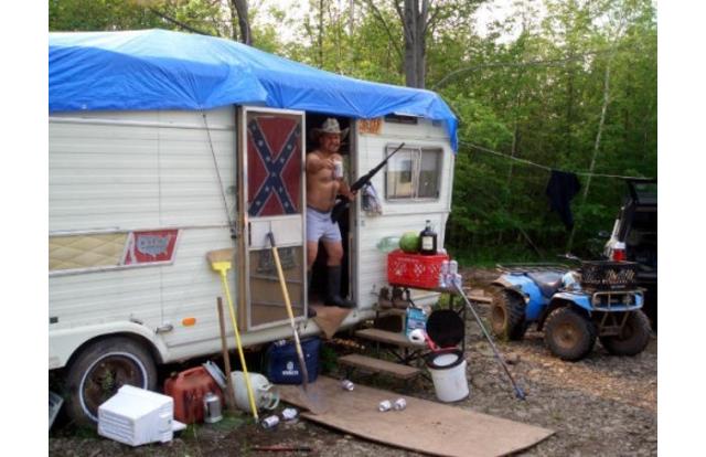 Funny pic of a man living in a trailer in Alabama