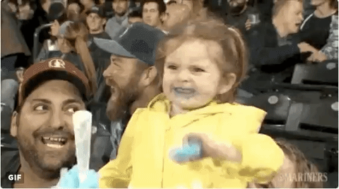 This relatable 3-year-old who tried candyfloss for the first time ever.