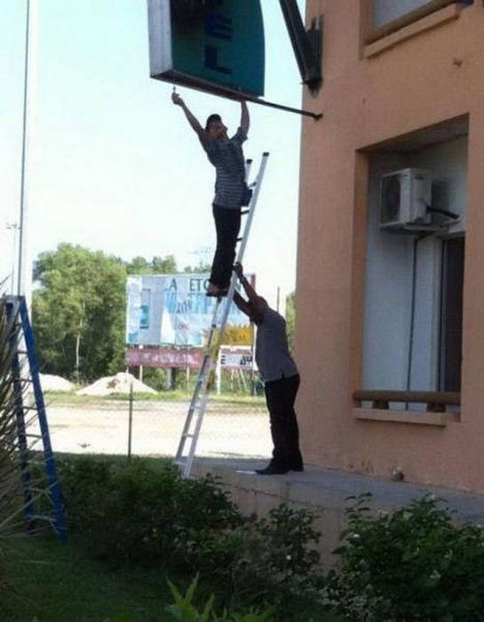 25 Images Of Those Who Don't Know What Safety First Means