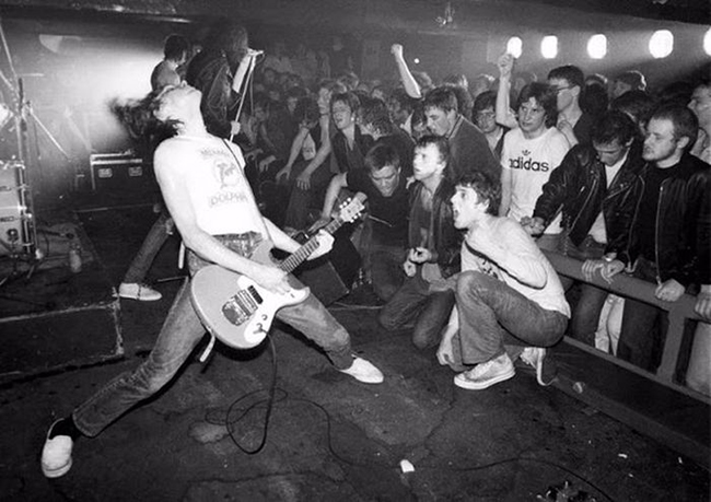 The Ramones, 1977.