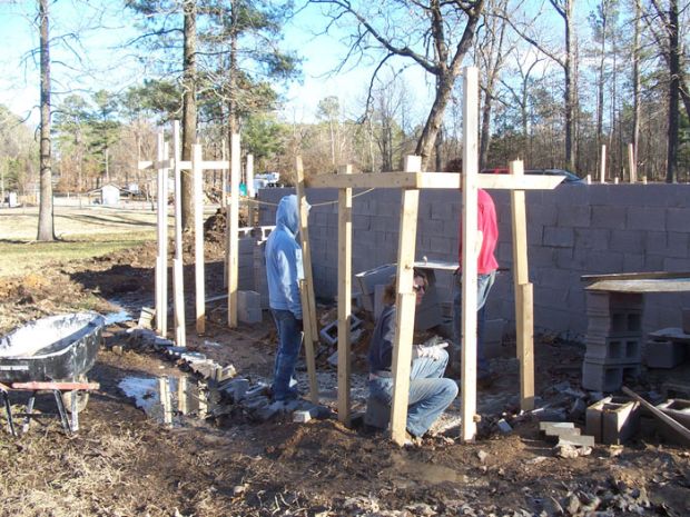 Single Mother Build A House With The Help Of Her Kids Only