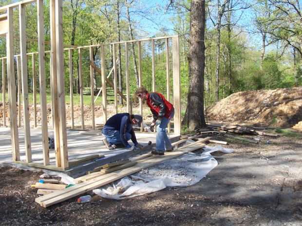 Single Mother Build A House With The Help Of Her Kids Only