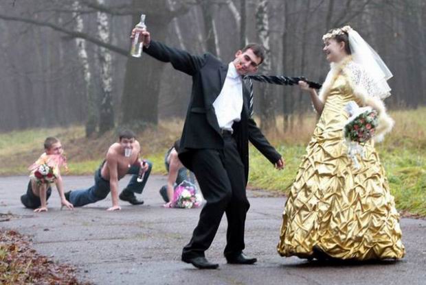 russia - wedding weird