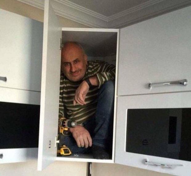 russia - guy in closet meme