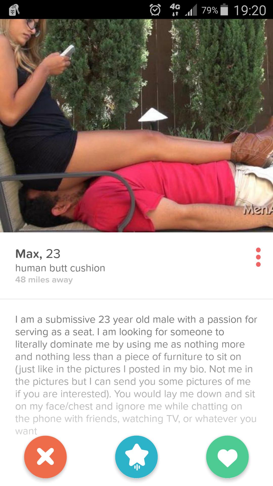 30 Eye-catching Tinder Profiles That You Don't See Everyday