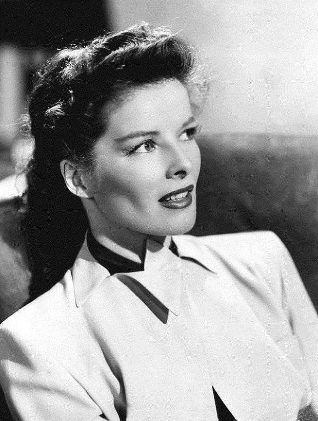Katherine Hepburn. Nominations: 12. Wins: 4. Of 12 total nominations, Hepburn won four awards (two of which happened in consecutive years) for her roles in "Morning Glory", "Guess Who’s Coming to Dinner", "The Lion in Winter" and "On Golden Pond".