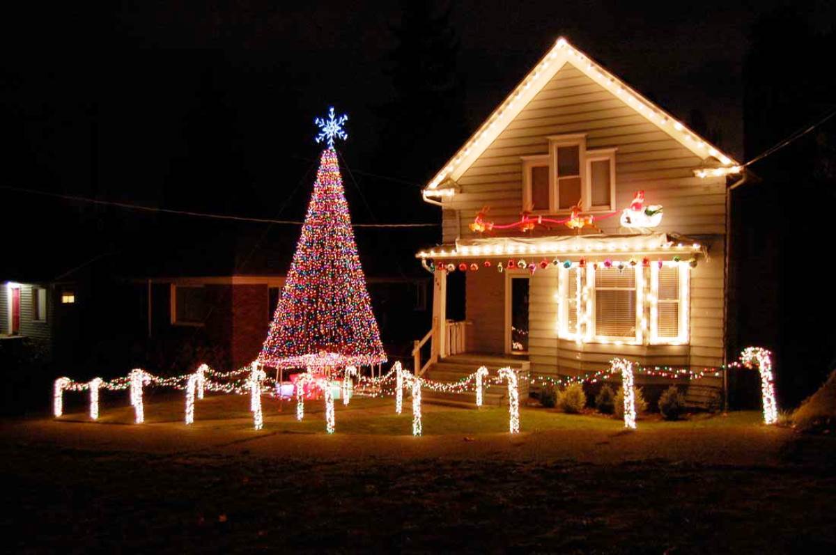 Maine: After January 14th you will be charged a fine for having your Christmas decorations still up.