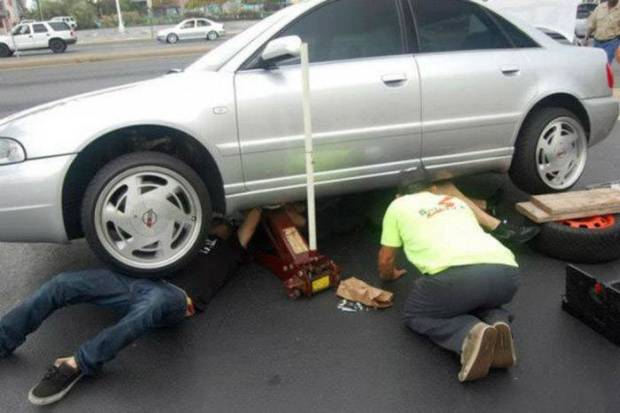 26 Photos Of People Not Knowing The Phrase Safety First