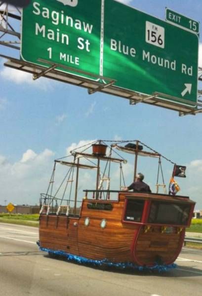 36 Things You Don't See Everyday On The Road