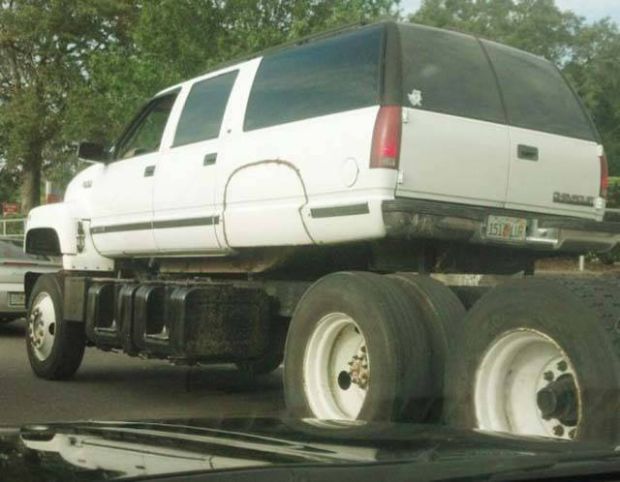 36 Things You Don't See Everyday On The Road