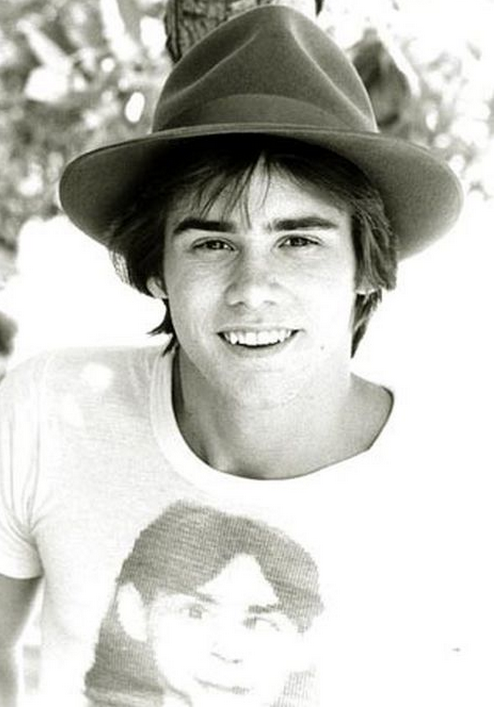 Jim Carrey taking a quick publicity photo sometime in the late 1980s.