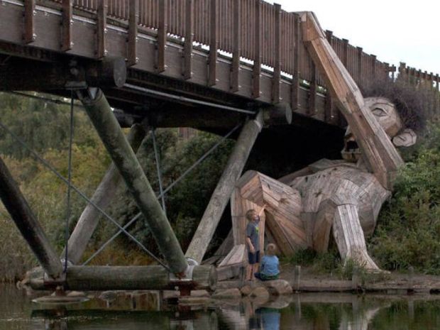 Guy Make Reality More Magical With... Wooden Giants